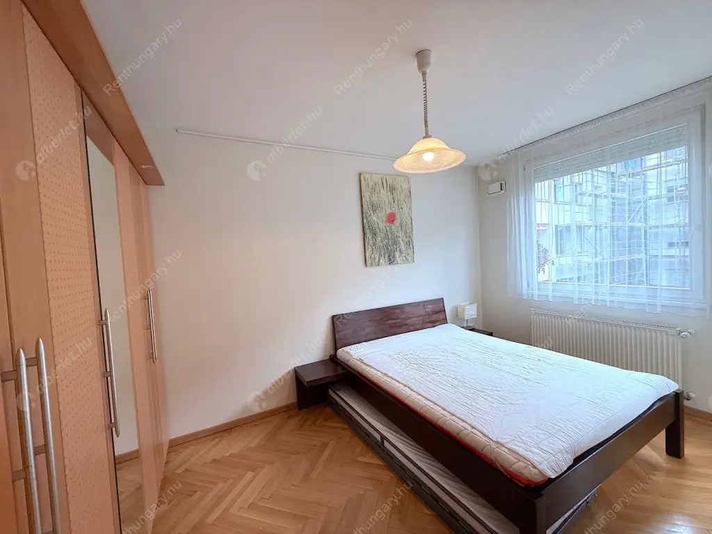 Kiadó albérlet 400000 Ft/hó áron: Budapest, I. kerület  Zsolt utca. Mérete: 55 nm, 2 szobás | Alberlet.hu - 6612367