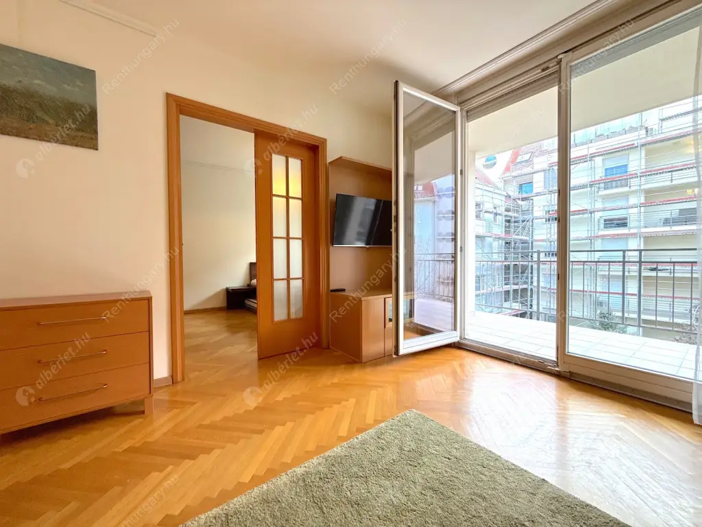 Kiadó albérlet 400000 Ft/hó áron: Budapest, I. kerület  Zsolt utca. Mérete: 55 nm, 2 szobás | Alberlet.hu - 6612374
