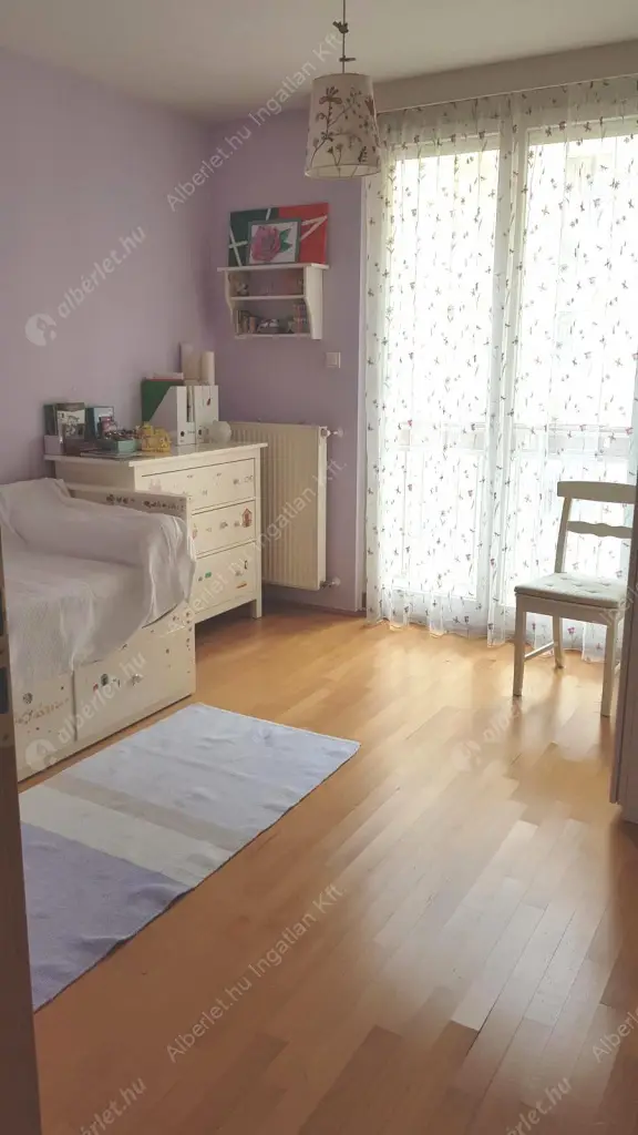 Kiadó albérlet 599000 Ft/hó áron: Budapest, I. kerület  Zsolt utca. Mérete: 80 nm, 3 szobás | Alberlet.hu - 6615524