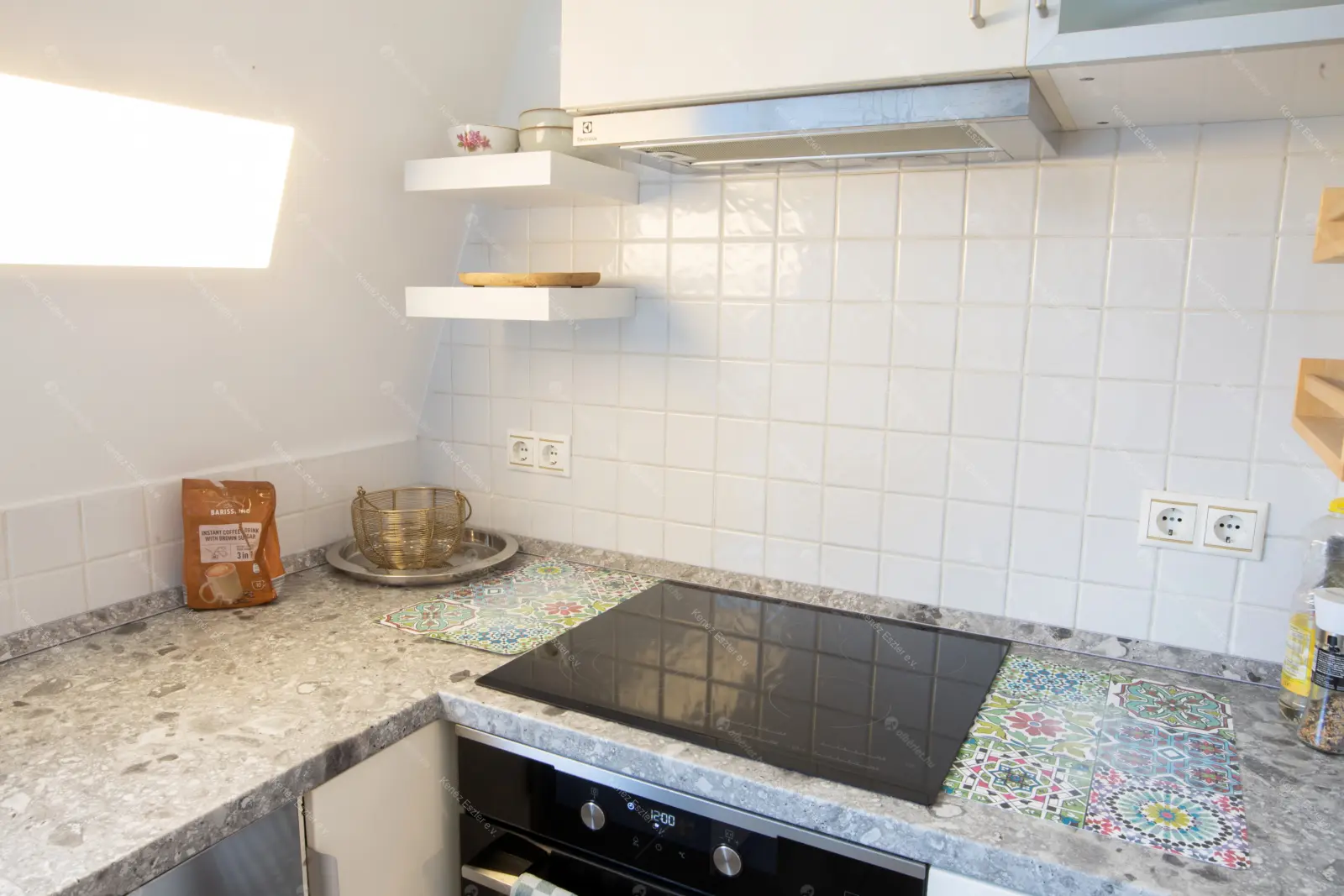 Kiadó albérlet 585000 Ft/hó áron: Budapest, I. kerület  Zsolt utca. Mérete: 88 nm, 4 szobás | Alberlet.hu - 6659171