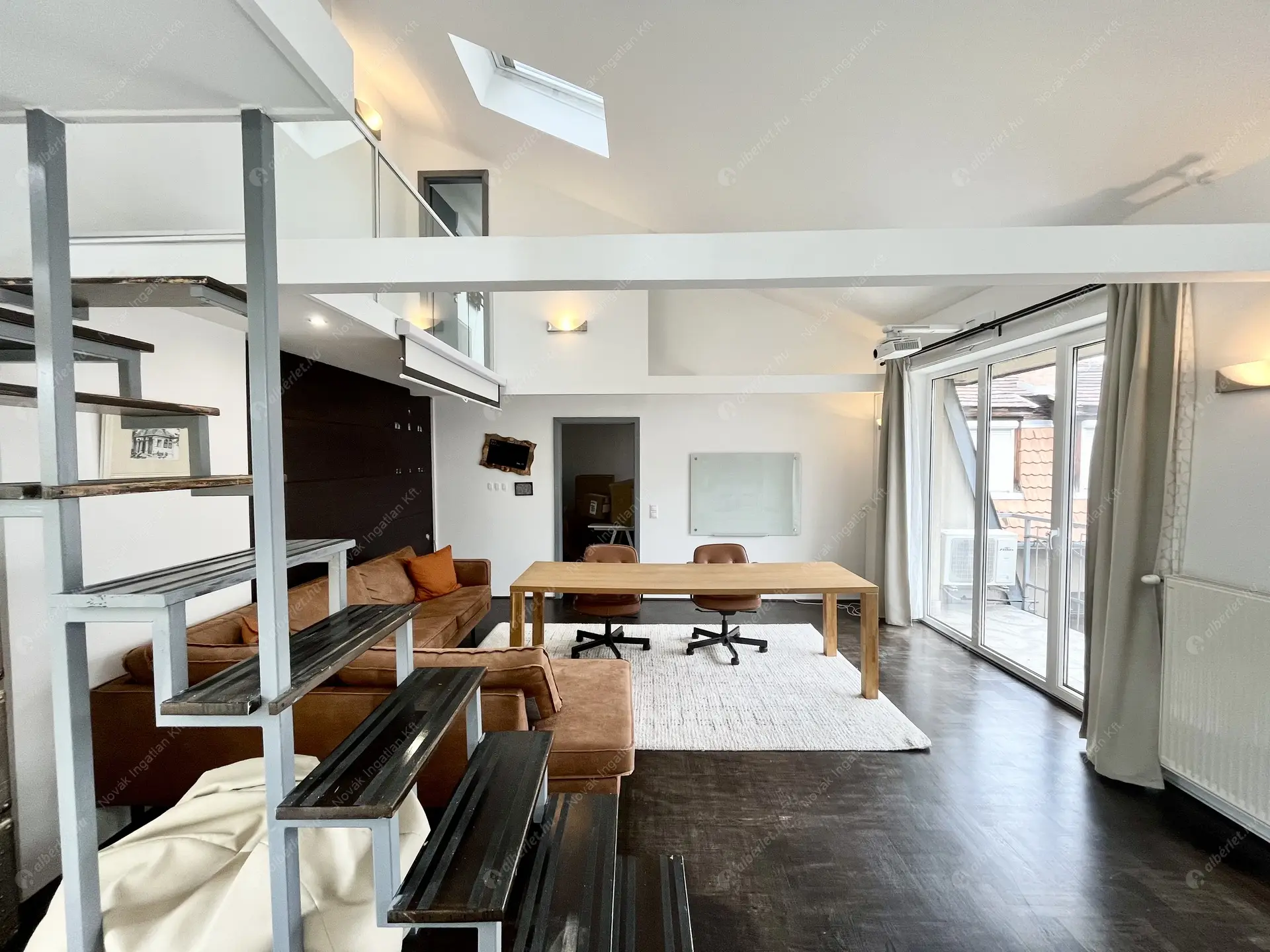 Kiadó albérlet 450000 Ft/hó áron: Budapest, I. kerület  Zsolt utca. Mérete: 90 nm, 4 szobás | Alberlet.hu - 6479441