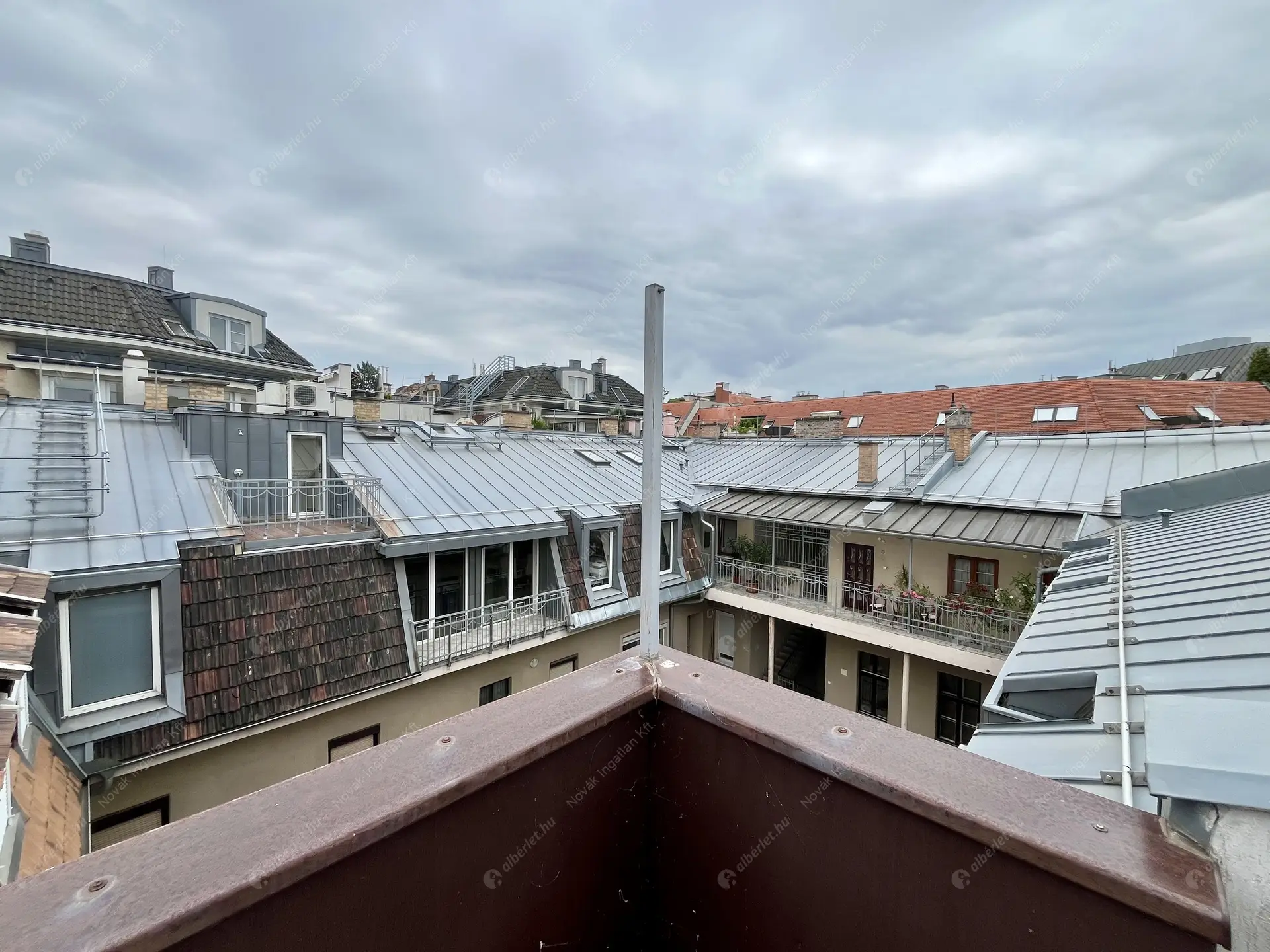 Kiadó albérlet 450000 Ft/hó áron: Budapest, I. kerület  Zsolt utca. Mérete: 90 nm, 4 szobás | Alberlet.hu - 6479453