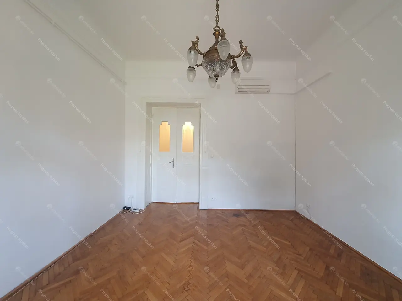 Kiadó albérlet 215000 Ft/hó áron: Budapest, II. kerület  Ady Endre utca. Mérete: 37 nm, 1 szobás | Alberlet.hu - 6676766