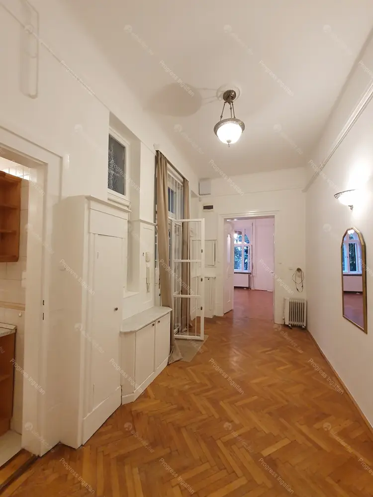 Kiadó albérlet 215000 Ft/hó áron: Budapest, II. kerület  Ady Endre utca. Mérete: 37 nm, 1 szobás | Alberlet.hu - 6676774