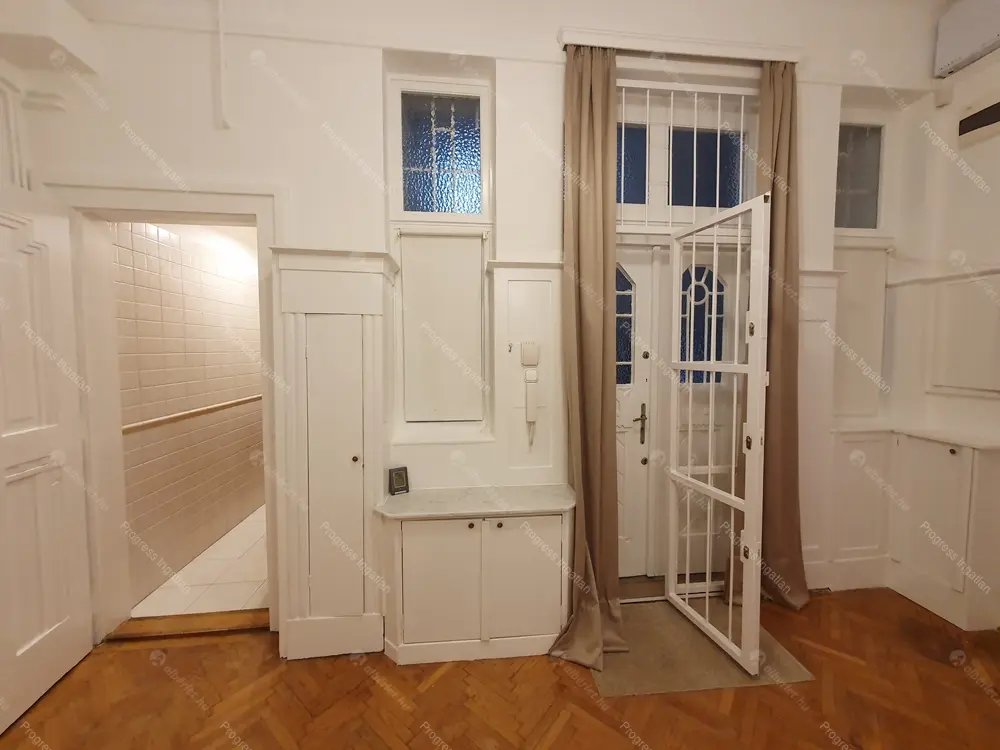 Kiadó albérlet 215000 Ft/hó áron: Budapest, II. kerület  Ady Endre utca. Mérete: 37 nm, 1 szobás | Alberlet.hu - 6676775