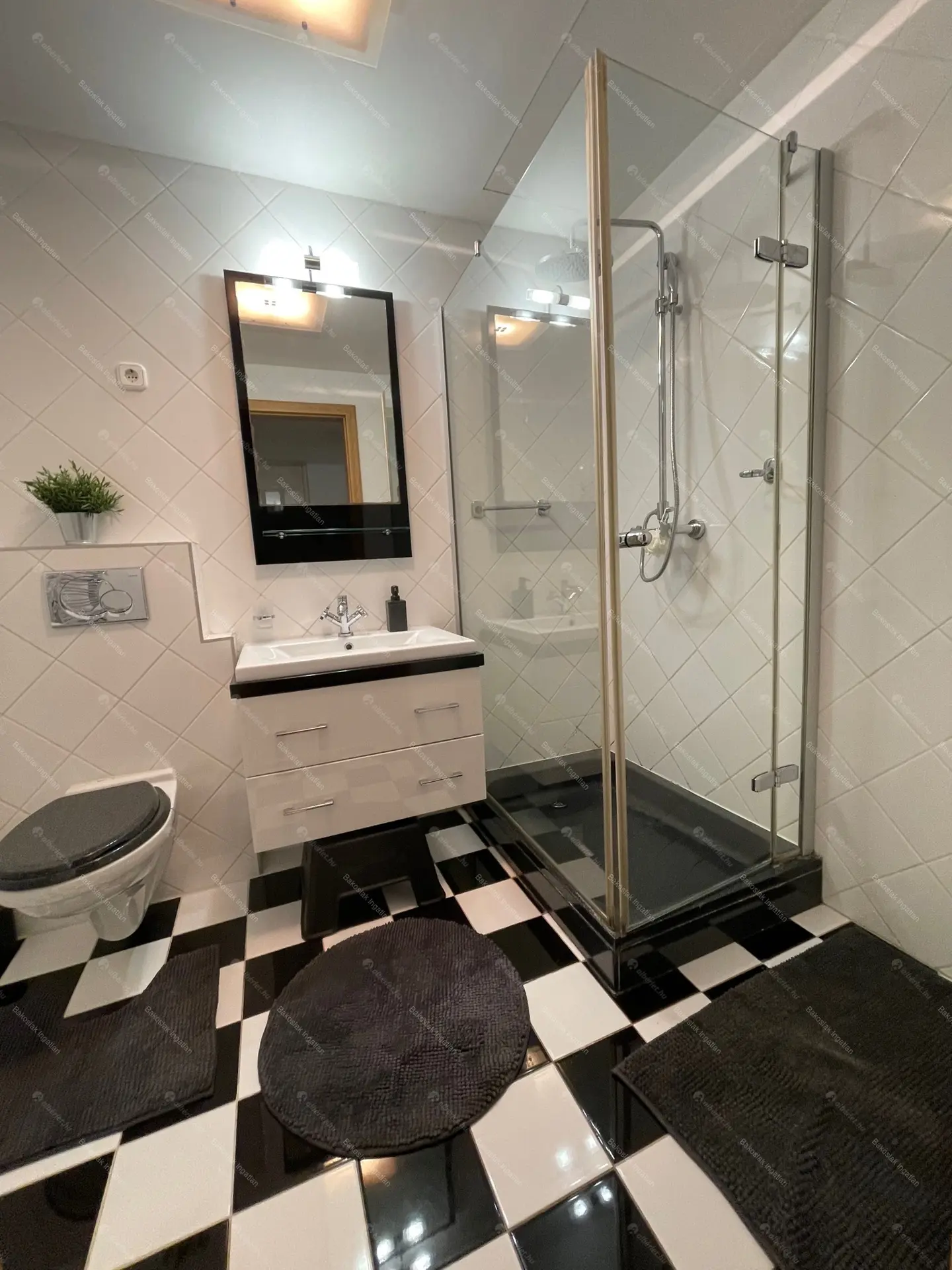 Kiadó albérlet 404000 Ft/hó áron: Budapest, II. kerület  Ady Endre utca. Mérete: 63 nm, 3 szobás | Alberlet.hu - 5806774