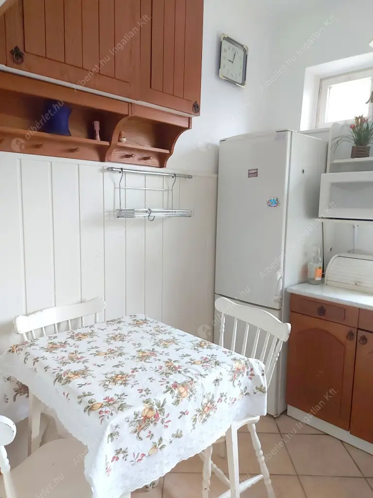 Kiadó albérlet 230000 Ft/hó áron: Budapest, II. kerület  Áfonya utca. Mérete: 53 nm, 1 szobás | Alberlet.hu - 6598951