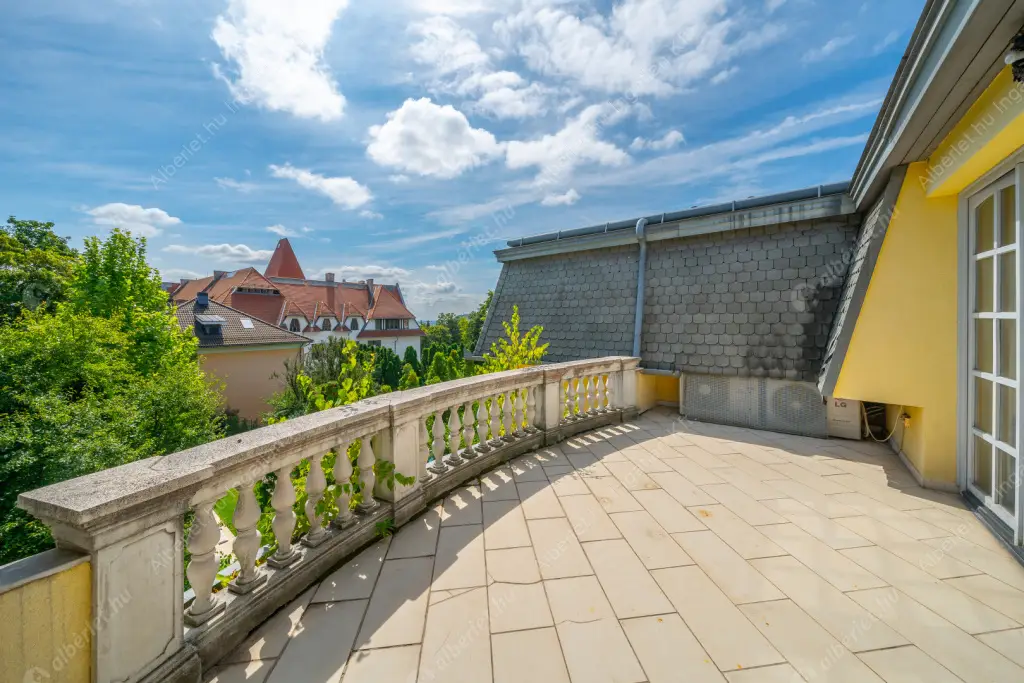 Kiadó albérlet 2900000 Ft/hó áron: Budapest, II. kerület  Áldás utca. Mérete: 638 nm, 20 szobás | Alberlet.hu - 6601946