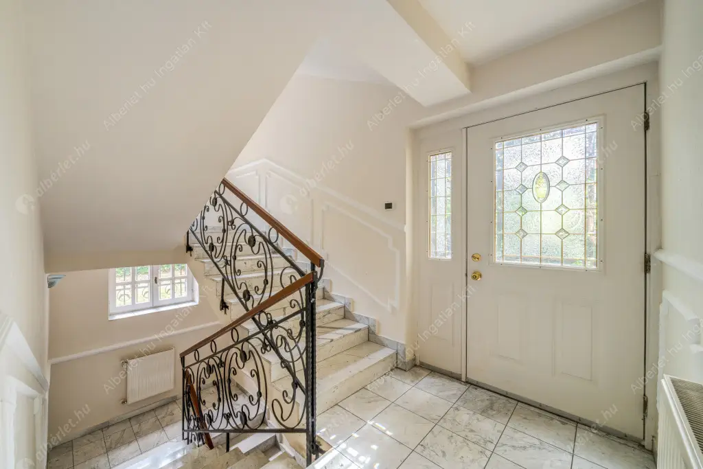 Kiadó albérlet 2900000 Ft/hó áron: Budapest, II. kerület  Áldás utca. Mérete: 638 nm, 20 szobás | Alberlet.hu - 6634134