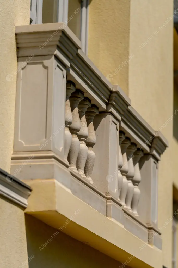 Kiadó albérlet 2900000 Ft/hó áron: Budapest, II. kerület  Áldás utca. Mérete: 638 nm, 20 szobás | Alberlet.hu - 6634145