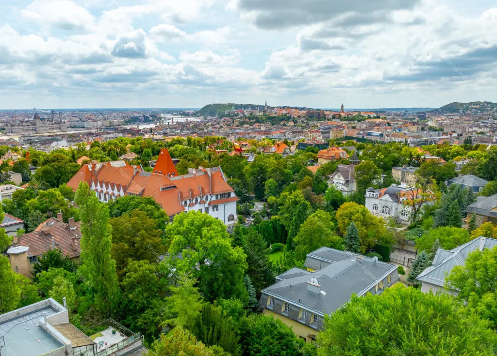 Kiadó albérlet 2900000 Ft/hó áron: Budapest, II. kerület  Áldás utca. Mérete: 638 nm, 20 szobás | Alberlet.hu - 6696918