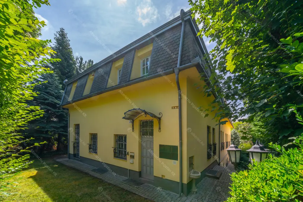 Kiadó albérlet 2900000 Ft/hó áron: Budapest, II. kerület  Áldás utca. Mérete: 638 nm, 20 szobás | Alberlet.hu - 6696920