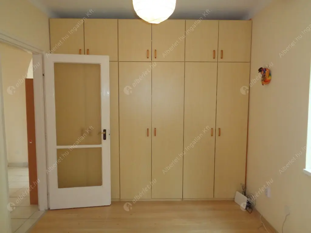 Kiadó albérlet 275000 Ft/hó áron: Budapest, II. kerület  Ali utca. Mérete: 72 nm, 2 szobás | Alberlet.hu - 6576667