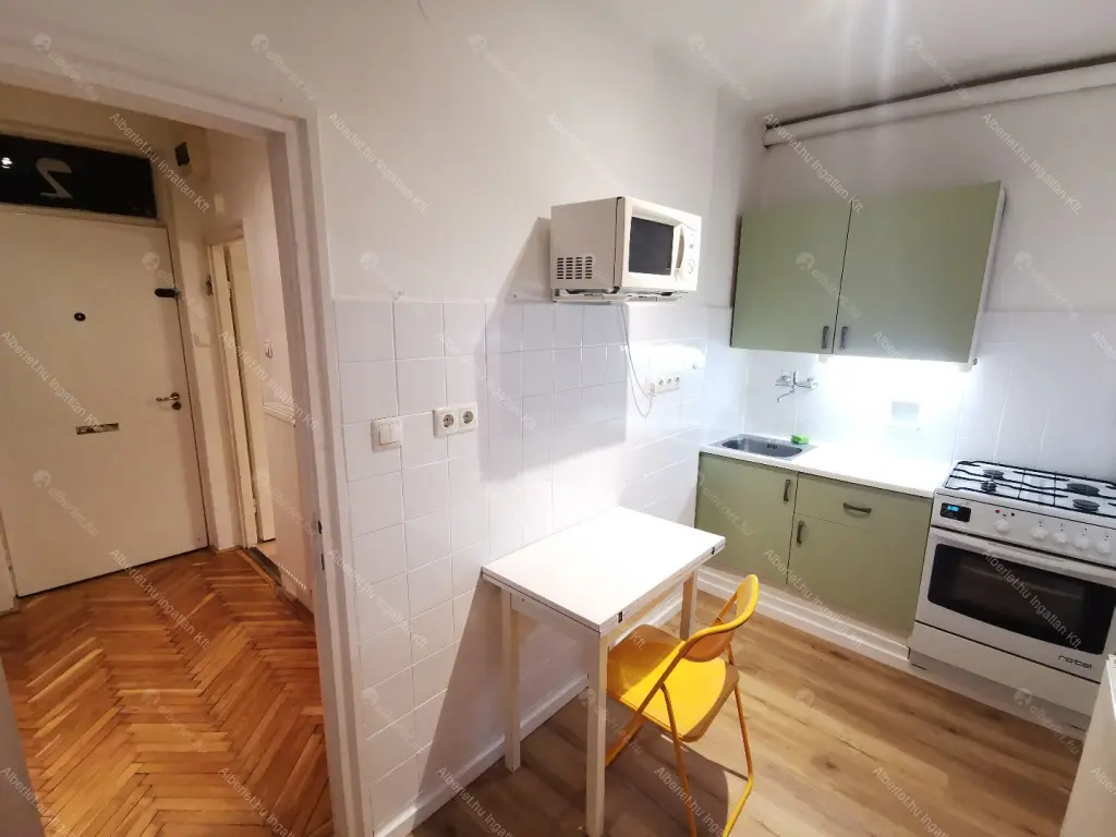 Kiadó albérlet 200000 Ft/hó áron: Budapest, II. kerület  Alsó Völgy utca. Mérete: 40 nm, 1 szobás | Alberlet.hu - 6642487