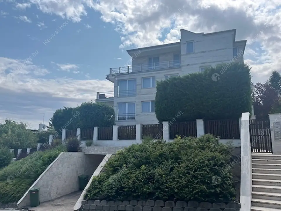 Kiadó albérlet 750000 Ft/hó áron: Budapest, II. kerület  Alsó zöldmáli út. Mérete: 113 nm, 4 szobás | Alberlet.hu - 6505206