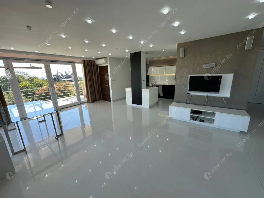 Kiadó albérlet 750000 Ft/hó áron: Budapest, II. kerület  Alsó zöldmáli út. Mérete: 113 nm, 3 szobás | Alberlet.hu - 6551882