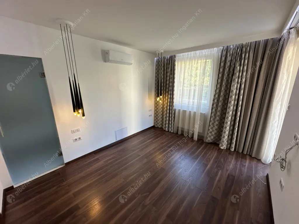 Kiadó albérlet 750000 Ft/hó áron: Budapest, II. kerület  Alsó zöldmáli út. Mérete: 113 nm, 3 szobás | Alberlet.hu - 6551898