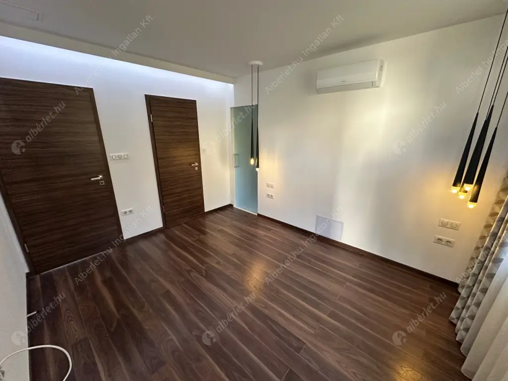 Kiadó albérlet 750000 Ft/hó áron: Budapest, II. kerület  Alsó zöldmáli út. Mérete: 113 nm, 3 szobás | Alberlet.hu - 6551899