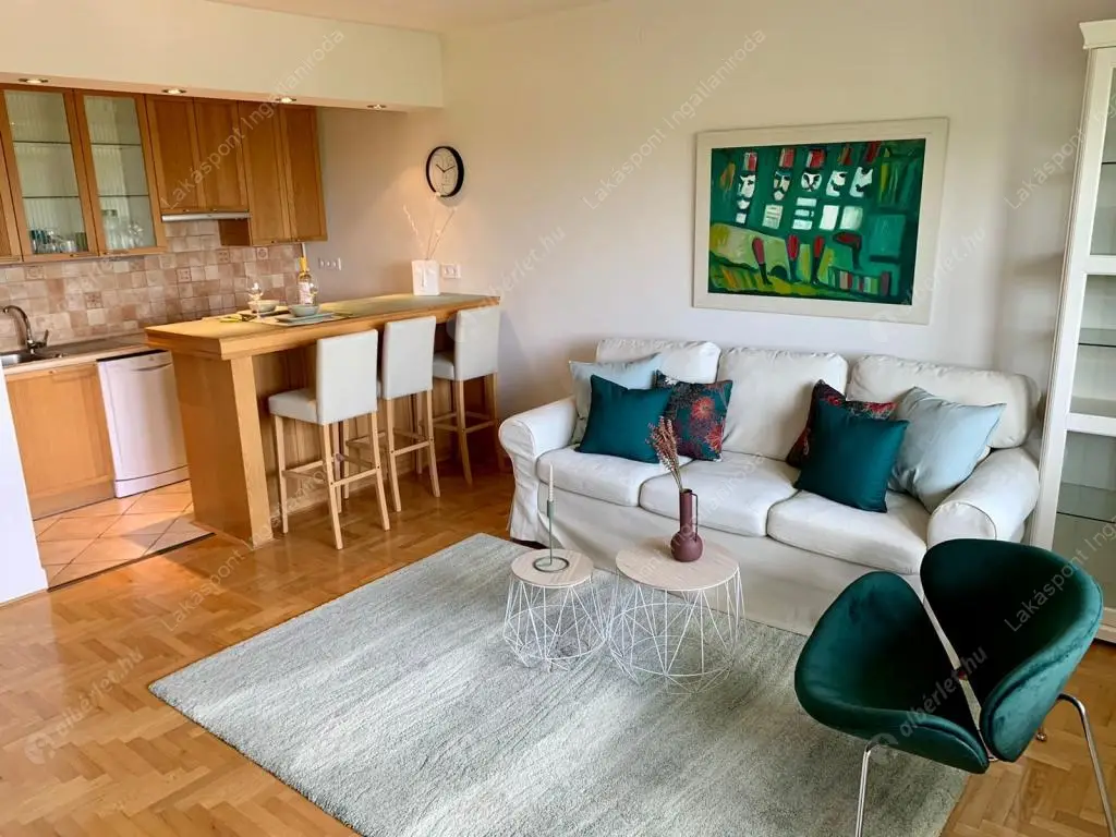 Kiadó albérlet 290000 Ft/hó áron: Budapest, II. kerület  Alvinci út. Mérete: 46 nm, 1 szobás | Alberlet.hu - 6557138