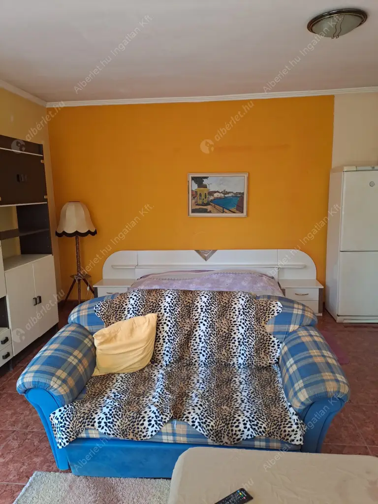 Kiadó albérlet 200000 Ft/hó áron: Budapest, II. kerület  Arad utca. Mérete: 36 nm, 1 szobás | Alberlet.hu - 6563474