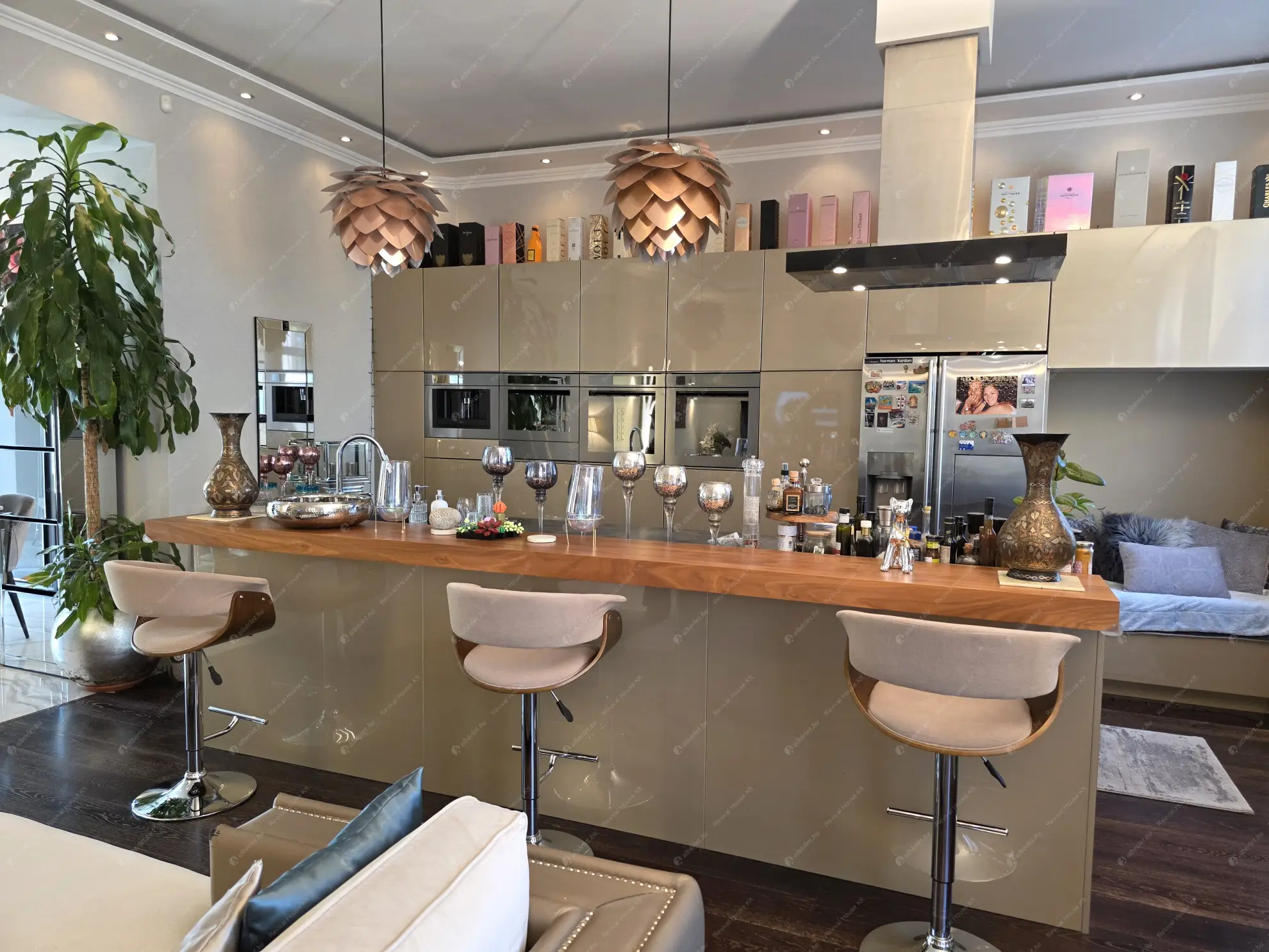 Kiadó albérlet 790000 Ft/hó áron: Budapest, II. kerület  Árpád fejedelem útja. Mérete: 100 nm, 2 szobás | Alberlet.hu - 6560408