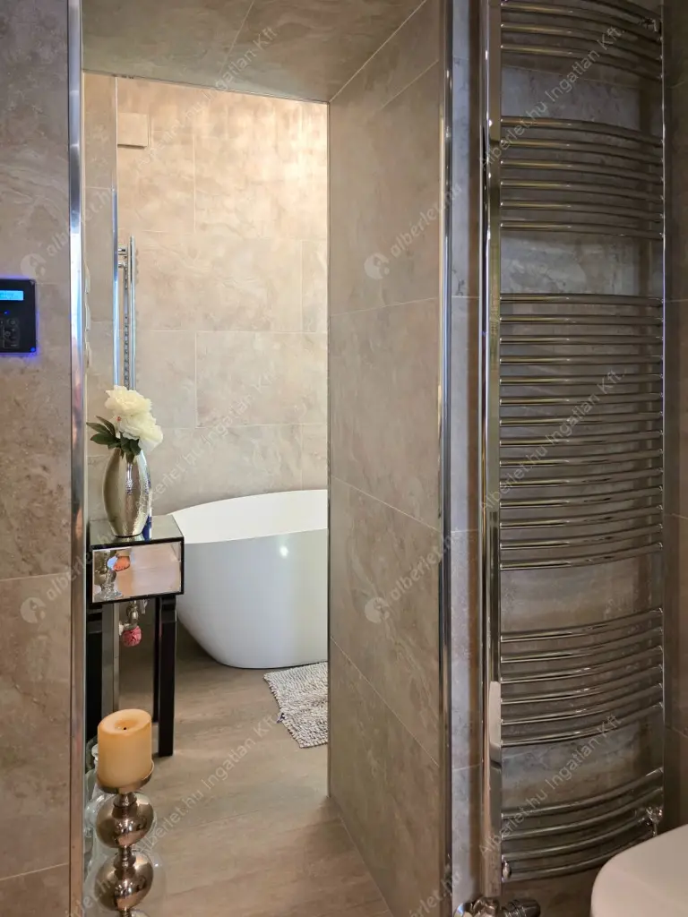 Kiadó albérlet 789000 Ft/hó áron: Budapest, II. kerület  Árpád fejedelem útja. Mérete: 98 nm, 2 szobás | Alberlet.hu - 6557407