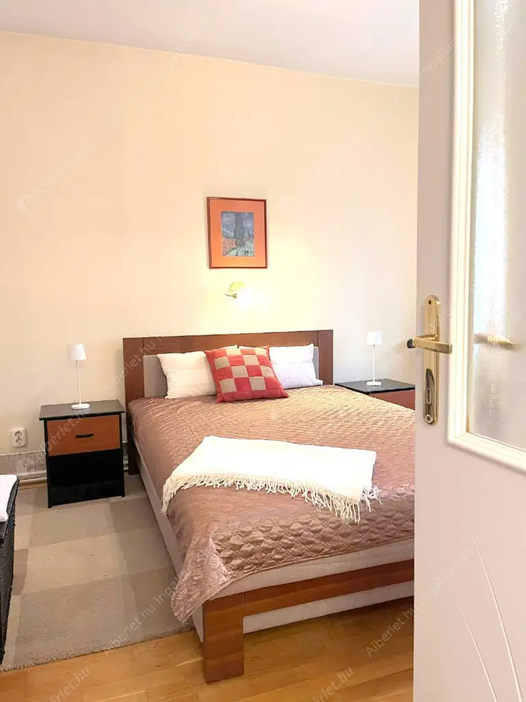 Kiadó albérlet 350000 Ft/hó áron: Budapest, II. kerület  Baba utca. Mérete: 62 nm, 3 szobás | Alberlet.hu - 6598933