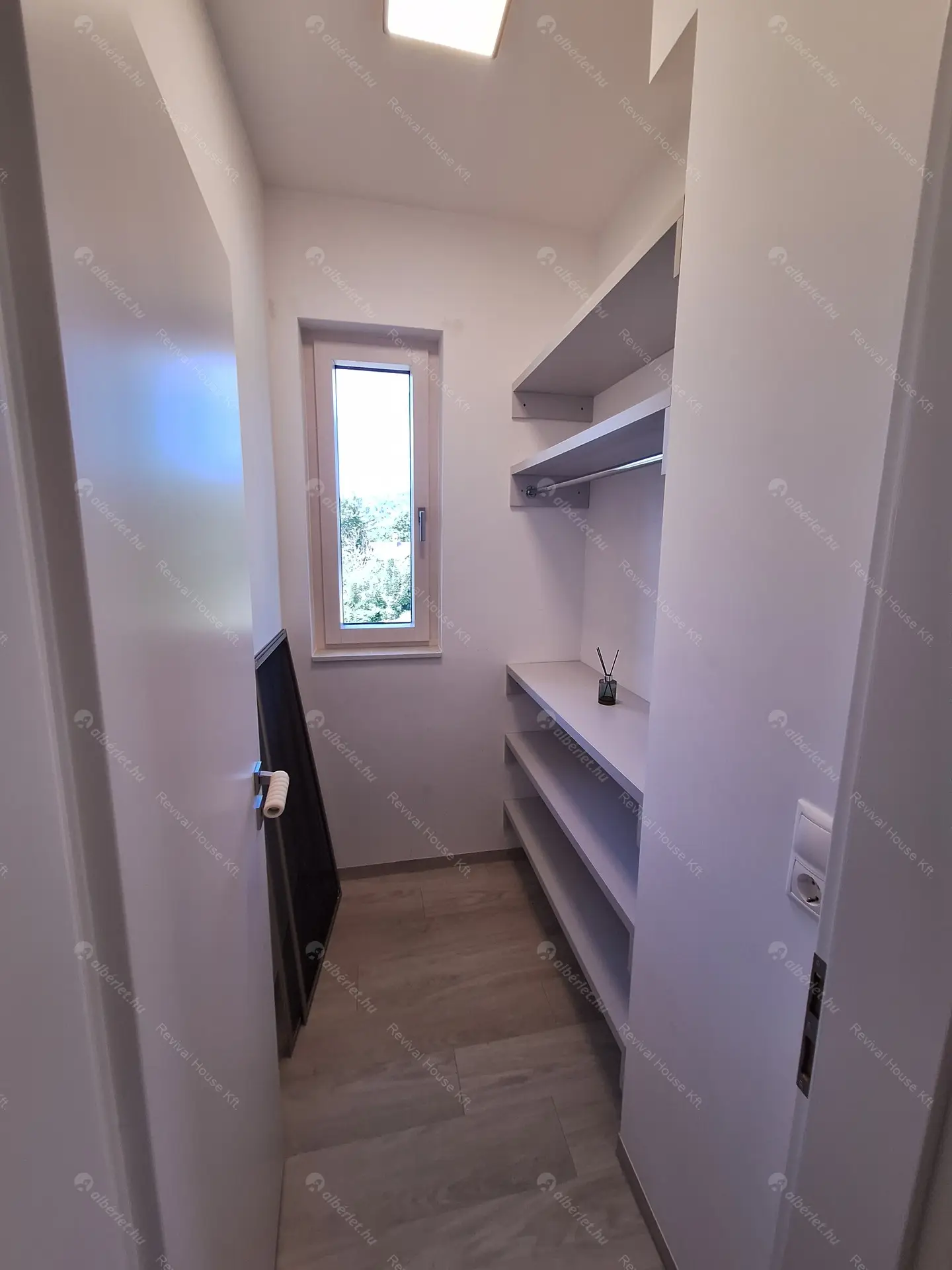 Kiadó albérlet 1200000 Ft/hó áron: Budapest, II. kerület  Battai út. Mérete: 126 nm, 3 szobás | Alberlet.hu - 6501217