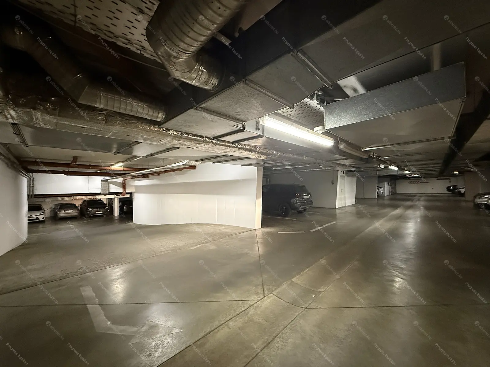 Kiadó albérlet 650000 Ft/hó áron: Budapest, II. kerület  Bécsi út. Mérete: 97 nm, 4 szobás | Alberlet.hu - 6685079