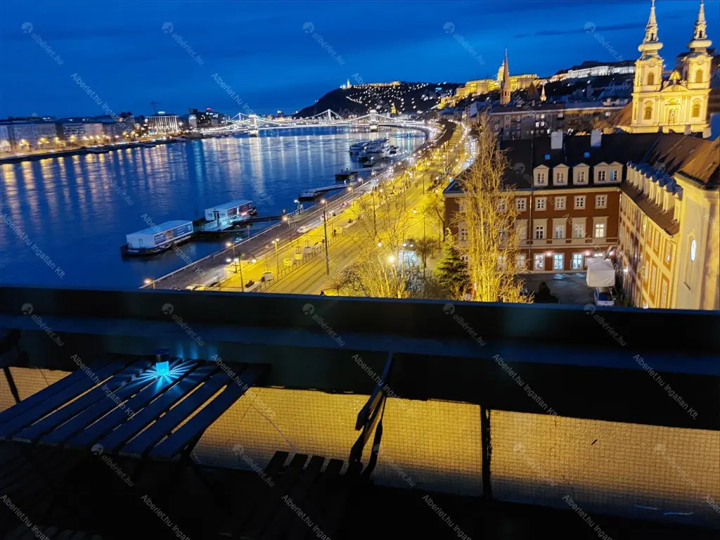 Kiadó albérlet 275000 Ft/hó áron: Budapest, II. kerület  Bem rakpart. Mérete: 50 nm, 1 szobás | Alberlet.hu - 6672200