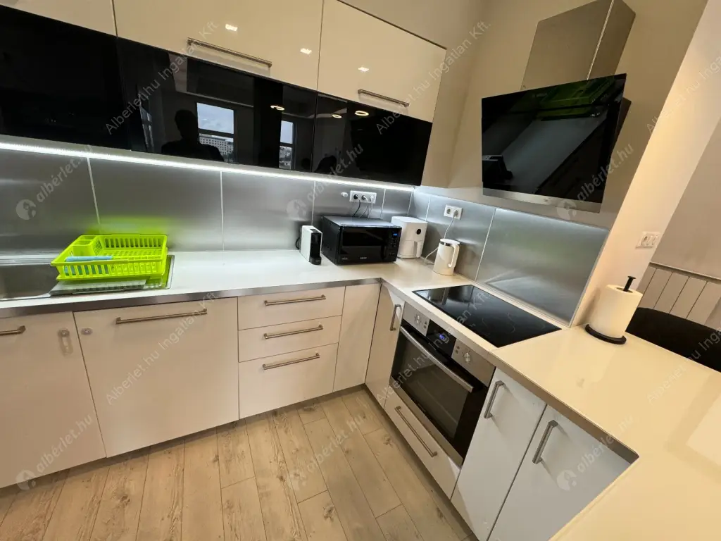 Kiadó albérlet 890000 Ft/hó áron: Budapest, II. kerület  Bem rakpart. Mérete: 92 nm, 3 szobás | Alberlet.hu - 6518247