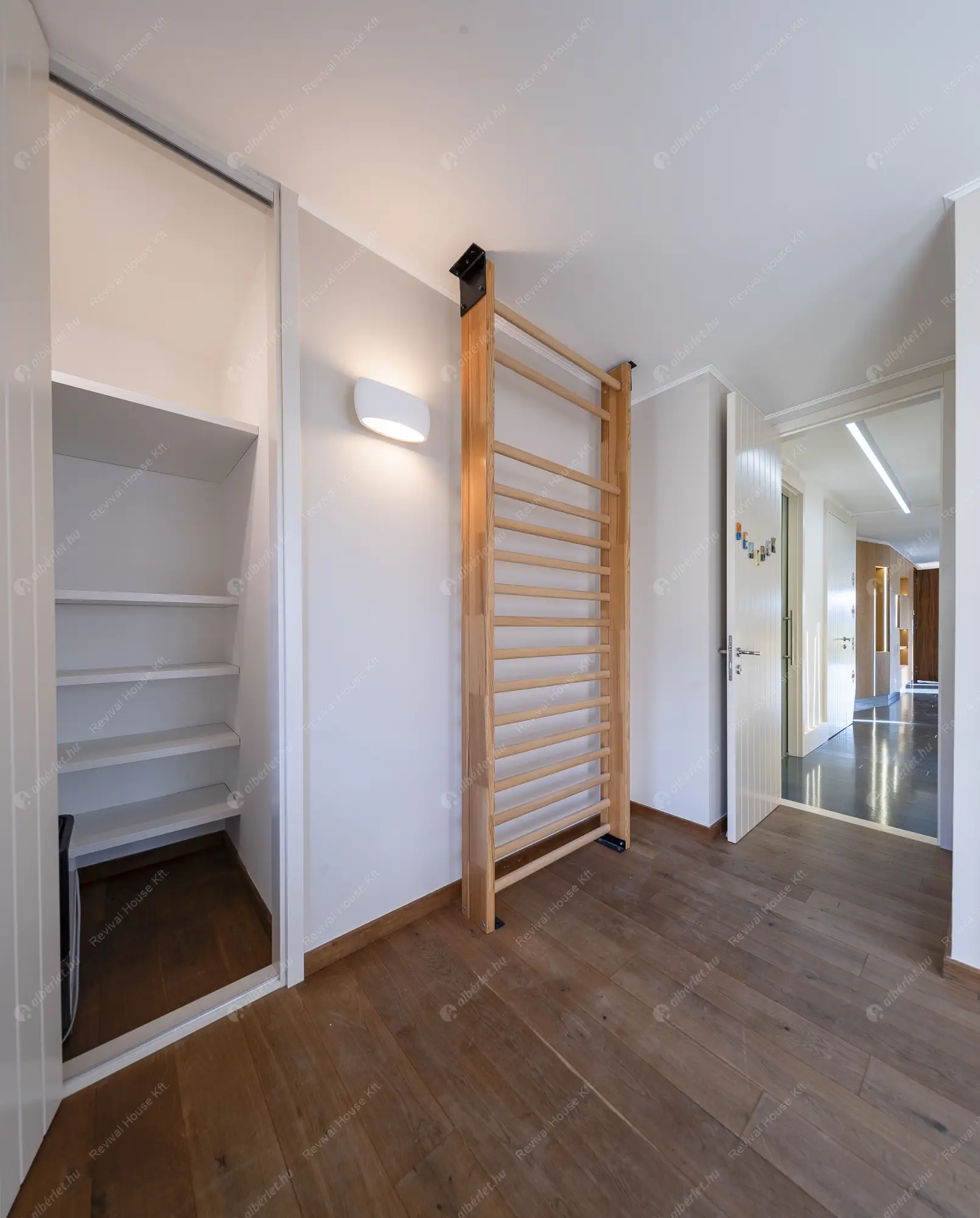 Kiadó albérlet 696000 Ft/hó áron: Budapest, II. kerület  Bimbó út. Mérete: 108 nm, 3 szobás | Alberlet.hu - 6546051