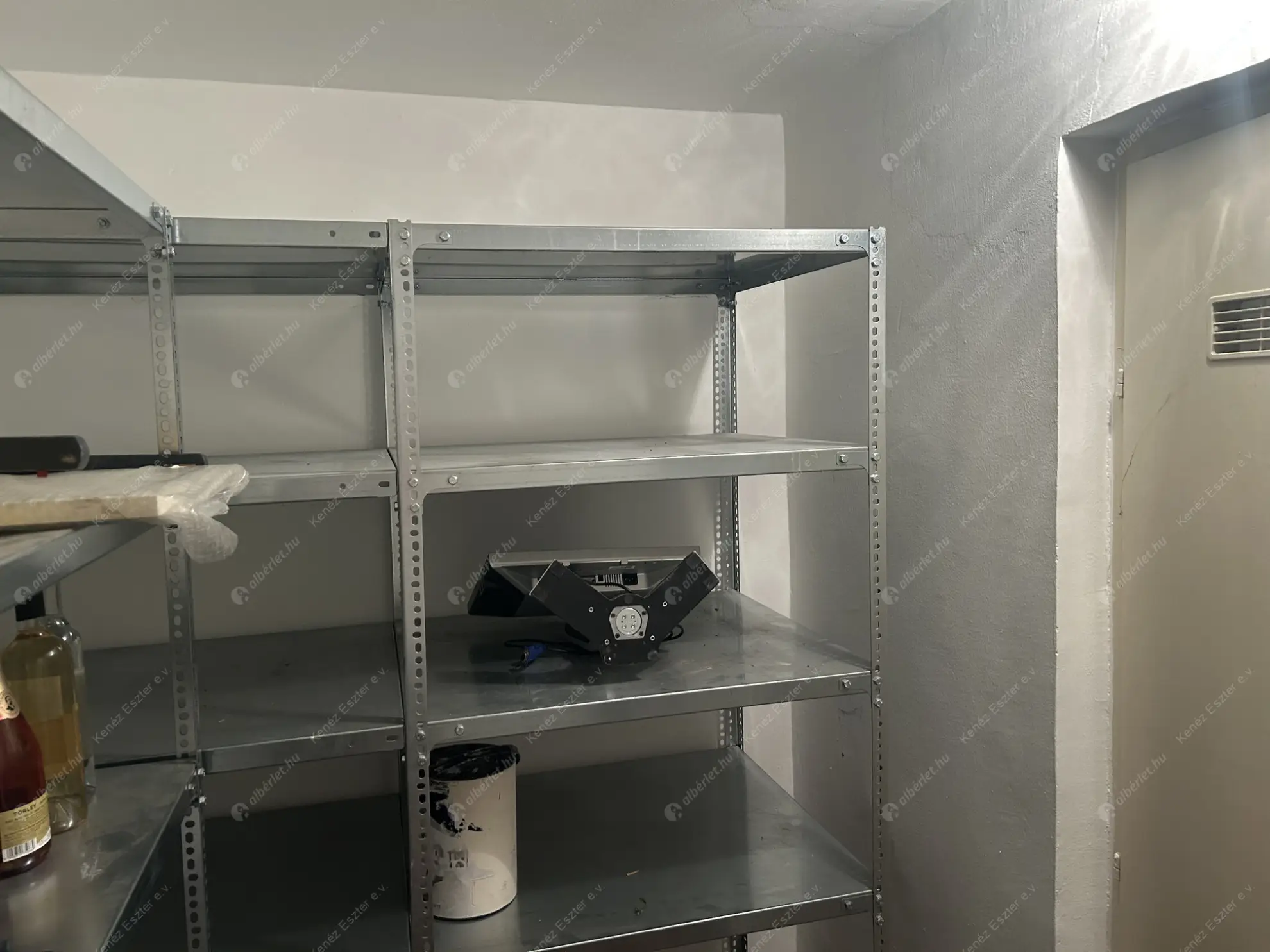 Kiadó albérlet 699000 Ft/hó áron: Budapest, II. kerület  Bimbó út. Mérete: 108 nm, 3 szobás | Alberlet.hu - 6554603