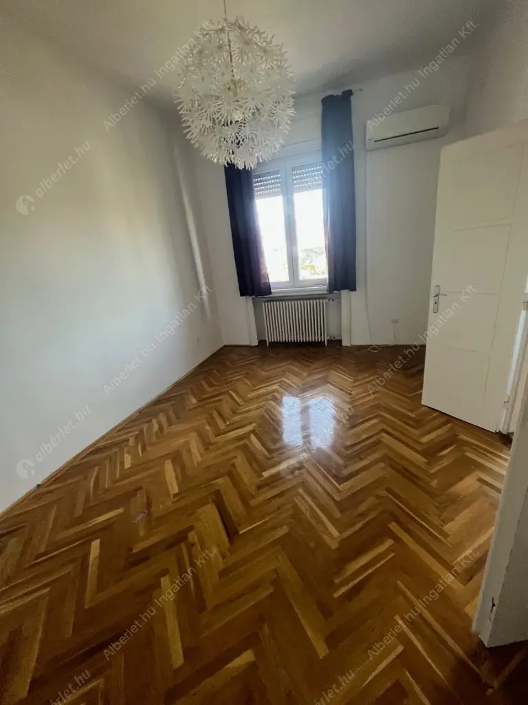 Kiadó albérlet 800000 Ft/hó áron: Budapest, II. kerület  Bimbó út. Mérete: 130 nm, 4 szobás | Alberlet.hu - 6549779