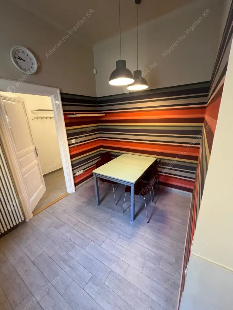 Kiadó albérlet 800000 Ft/hó áron: Budapest, II. kerület  Bimbó út. Mérete: 130 nm, 4 szobás | Alberlet.hu - 6549781