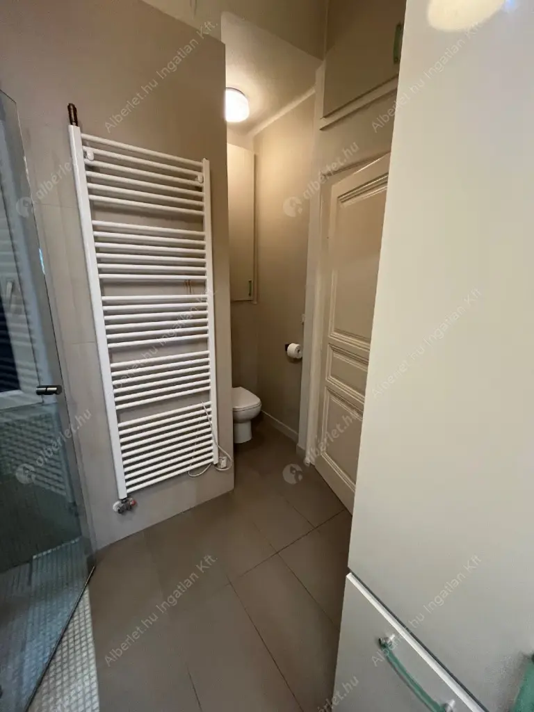 Kiadó albérlet 800000 Ft/hó áron: Budapest, II. kerület  Bimbó út. Mérete: 130 nm, 4 szobás | Alberlet.hu - 6549785