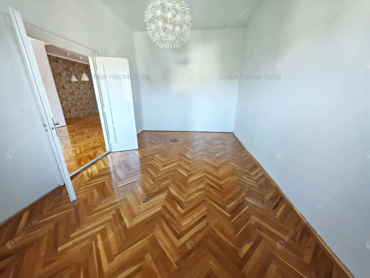 Kiadó albérlet 900000 Ft/hó áron: Budapest, II. kerület  Bimbó út. Mérete: 130 nm, 4 szobás | Alberlet.hu - 6557544