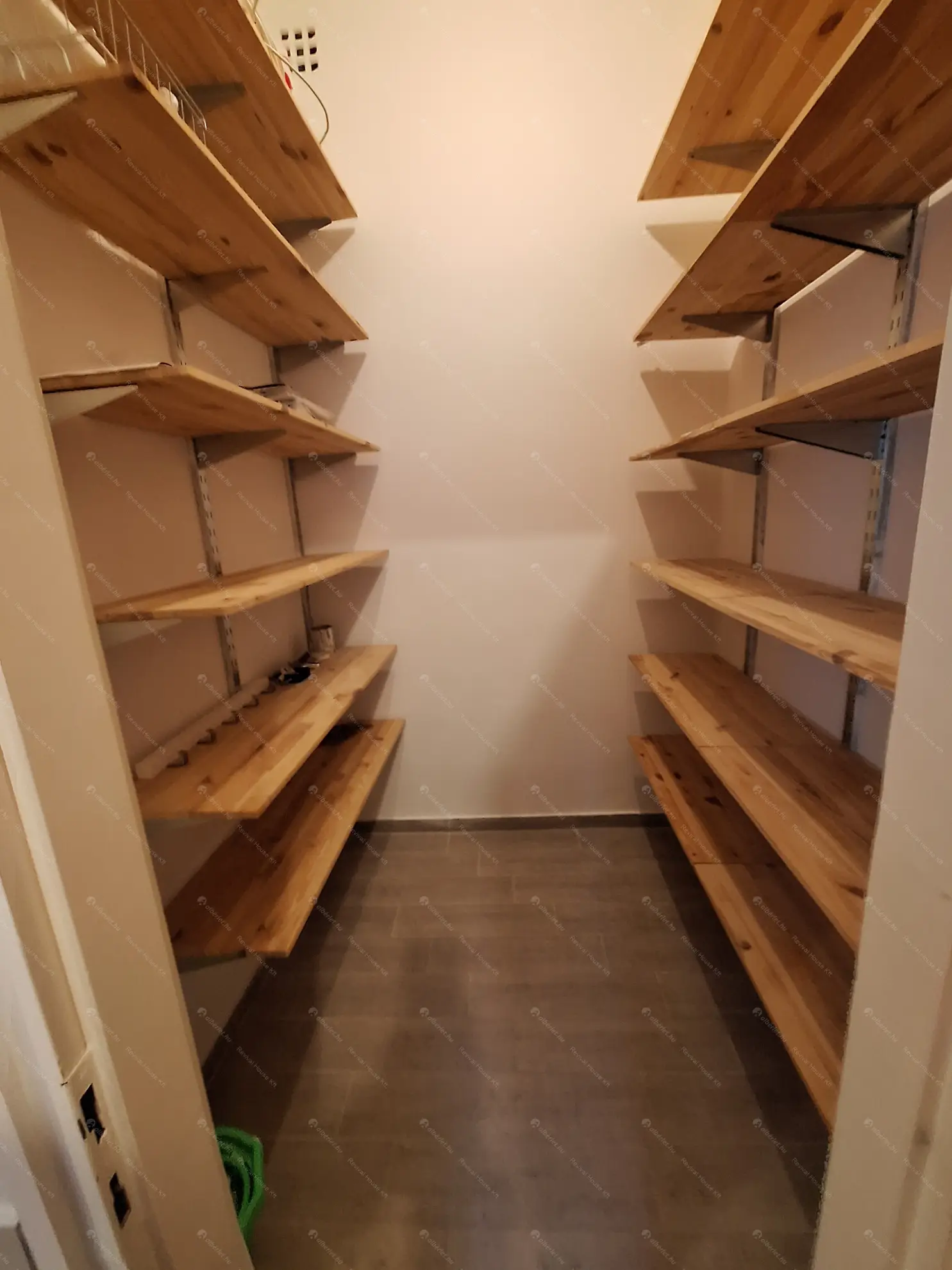 Kiadó albérlet 882000 Ft/hó áron: Budapest, II. kerület  Bimbó út. Mérete: 130 nm, 4 szobás | Alberlet.hu - 6586010