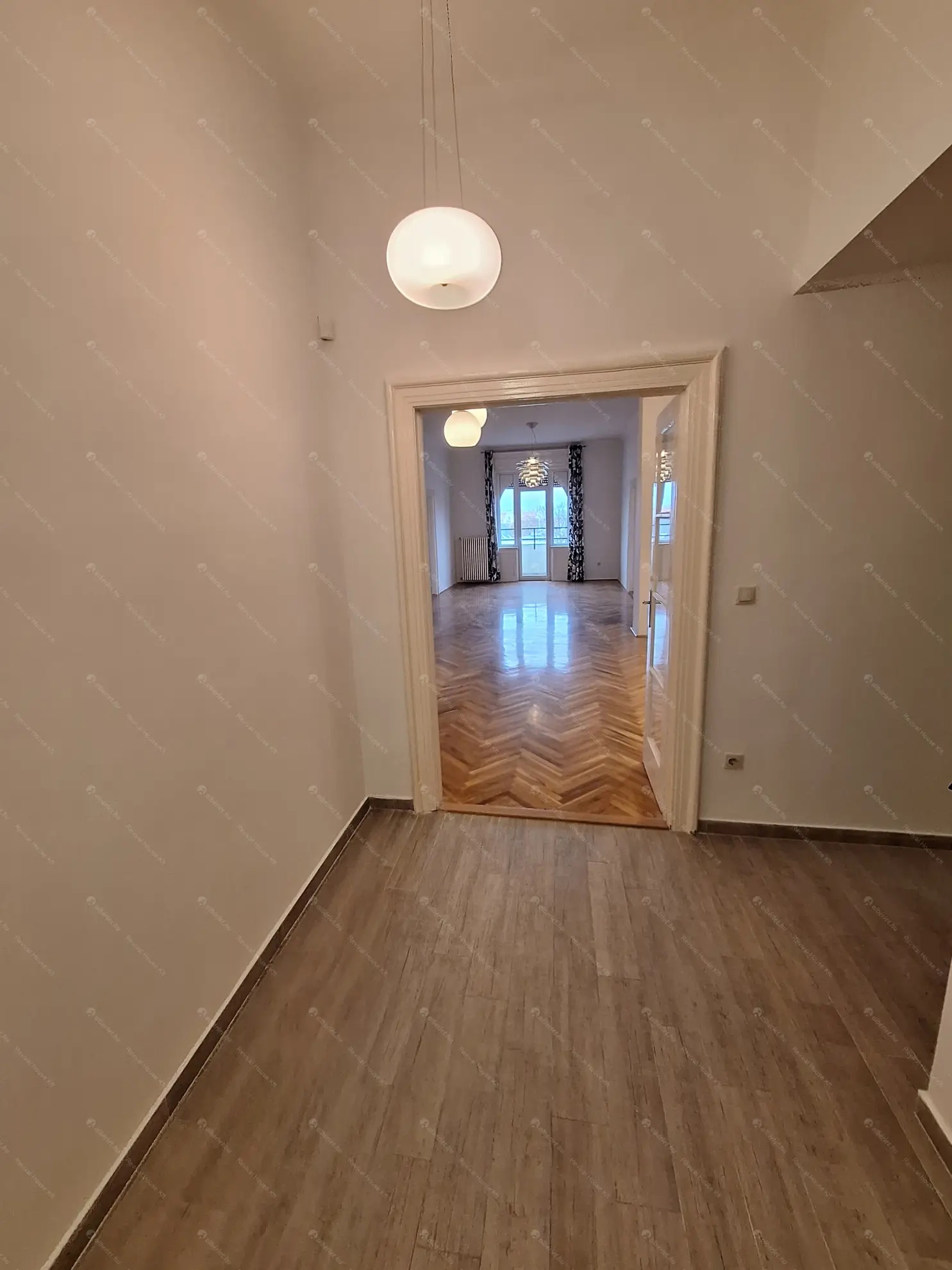 Kiadó albérlet 882000 Ft/hó áron: Budapest, II. kerület  Bimbó út. Mérete: 130 nm, 4 szobás | Alberlet.hu - 6586012