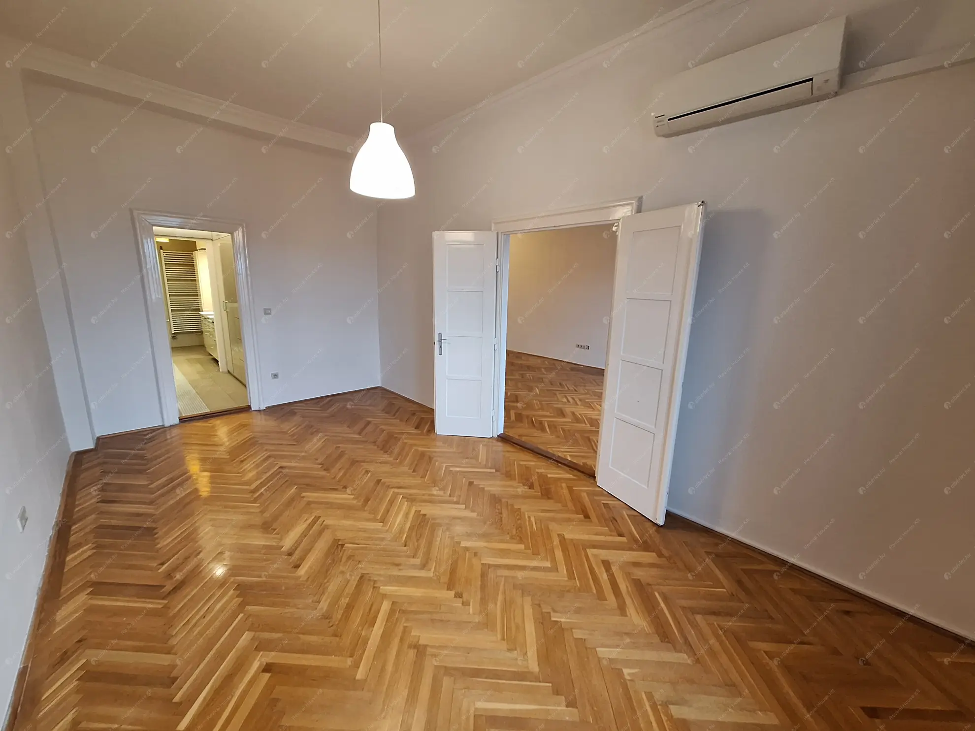 Kiadó albérlet 882000 Ft/hó áron: Budapest, II. kerület  Bimbó út. Mérete: 130 nm, 4 szobás | Alberlet.hu - 6586031