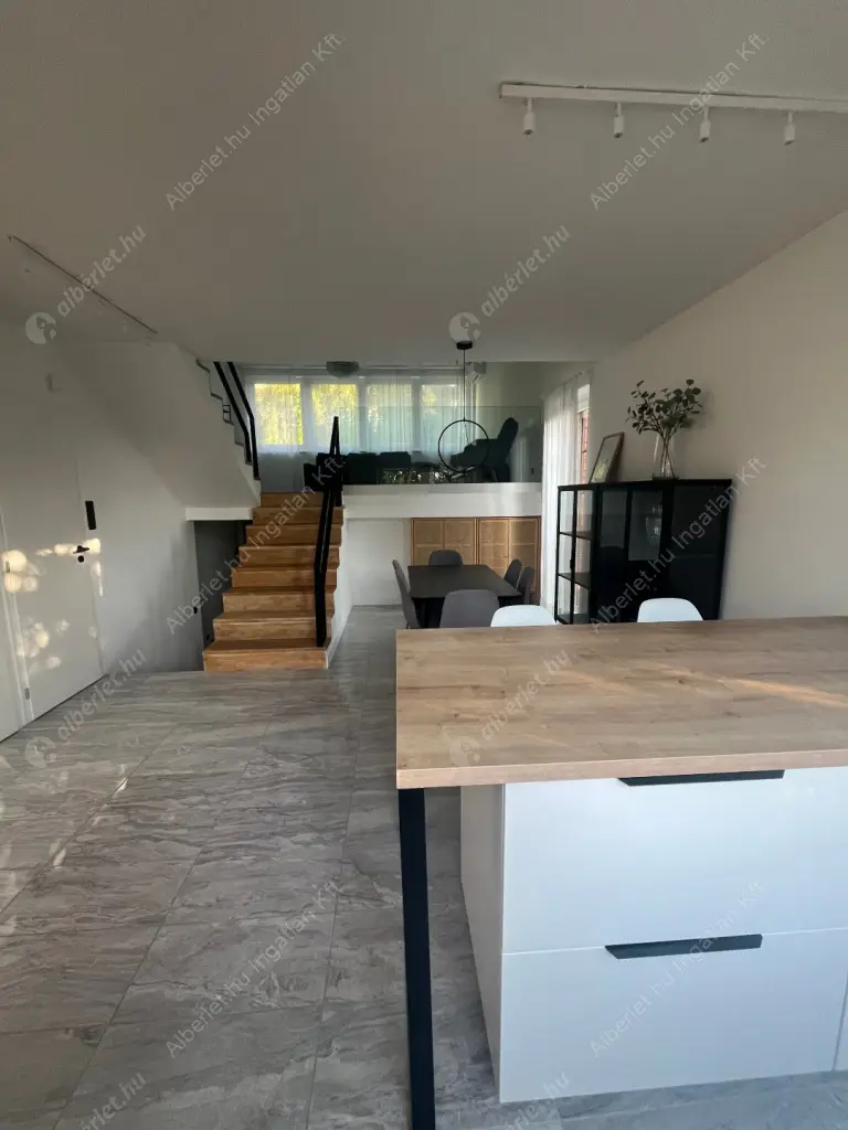 Kiadó albérlet 1026000 Ft/hó áron: Budapest, II. kerület  Bimbó út. Mérete: 160 nm, 3 szobás | Alberlet.hu - 6596930