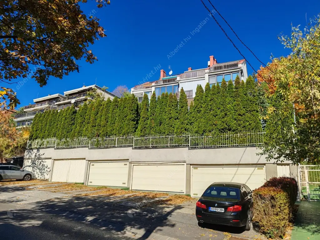 Kiadó albérlet 750000 Ft/hó áron: Budapest, II. kerület  Bimbó út. Mérete: 182 nm, 6 szobás | Alberlet.hu - 6601612