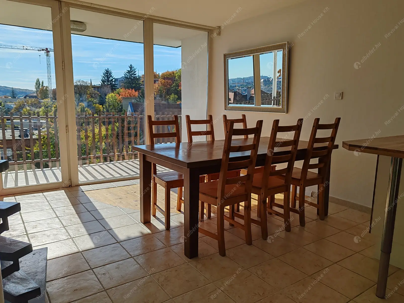 Kiadó albérlet 750000 Ft/hó áron: Budapest, II. kerület  Bimbó út. Mérete: 182 nm, 6 szobás | Alberlet.hu - 6605159