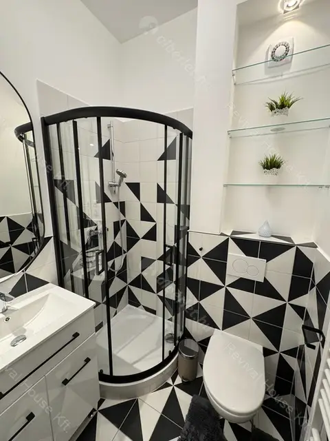 Kiadó albérlet 1539000 Ft/hó áron: Budapest, II. kerület  Bimbó út. Mérete: 202 nm, 7 szobás | Alberlet.hu - 6618076