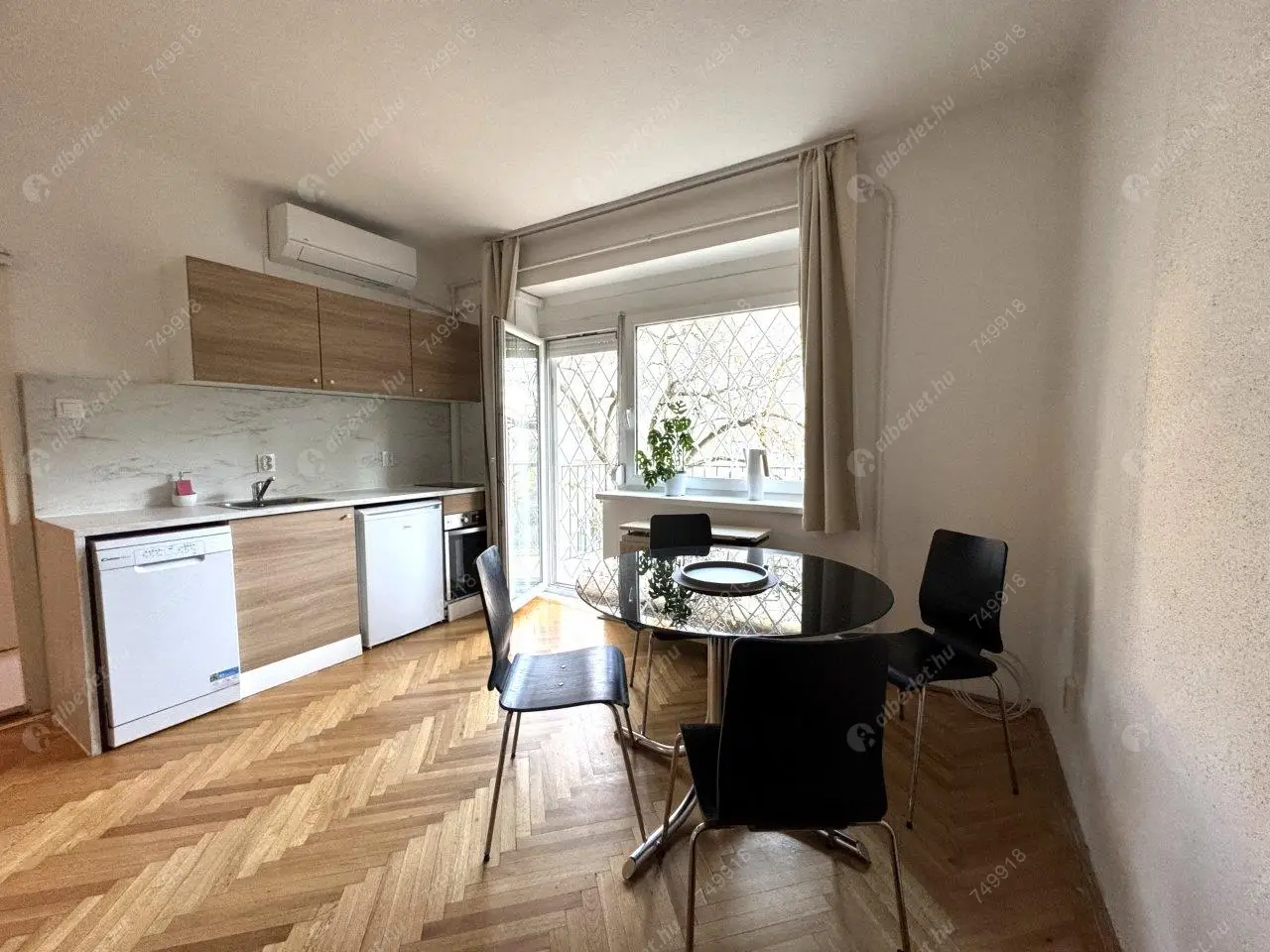 Kiadó albérlet 255000 Ft/hó áron: Budapest, II. kerület  Bimbó út. Mérete: 40 nm, 1 szobás | Alberlet.hu - 6575585