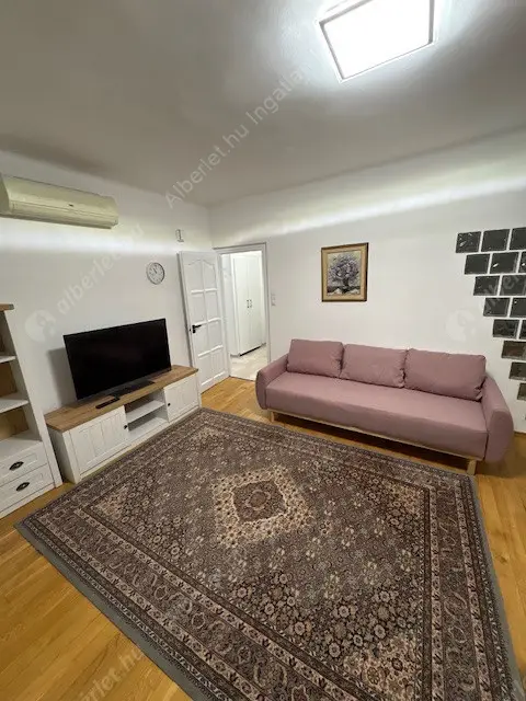 Kiadó albérlet 350000 Ft/hó áron: Budapest, II. kerület  Bimbó út. Mérete: 61 nm, 3 szobás | Alberlet.hu - 6624663