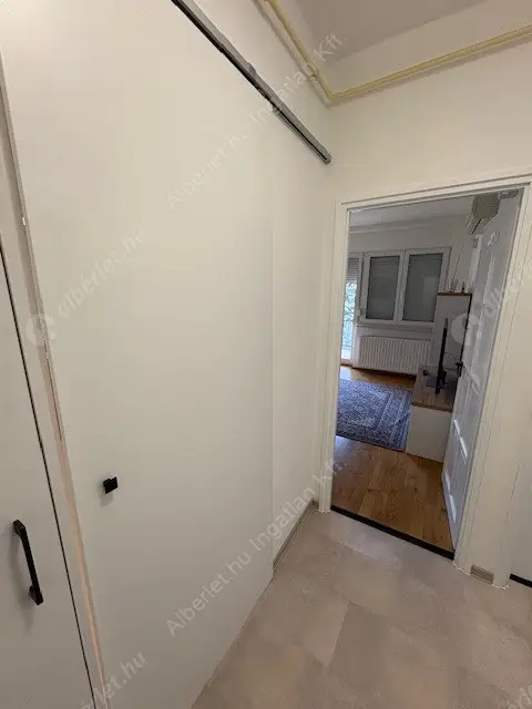 Kiadó albérlet 350000 Ft/hó áron: Budapest, II. kerület  Bimbó út. Mérete: 61 nm, 3 szobás | Alberlet.hu - 6624667
