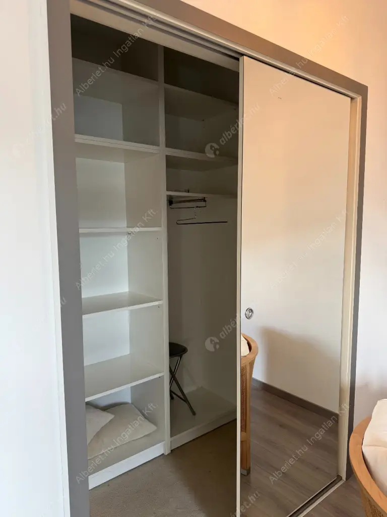 Kiadó albérlet 575000 Ft/hó áron: Budapest, II. kerület  Bimbó út. Mérete: 91 nm, 3 szobás | Alberlet.hu - 6572138