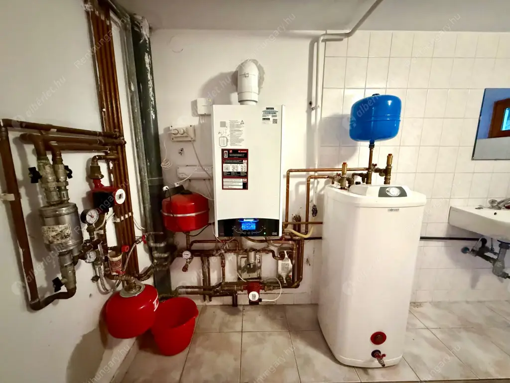 Kiadó albérlet 450000 Ft/hó áron: Budapest, II. kerület  Budajenő utca. Mérete: 250 nm, 4 szobás | Alberlet.hu - 6580889