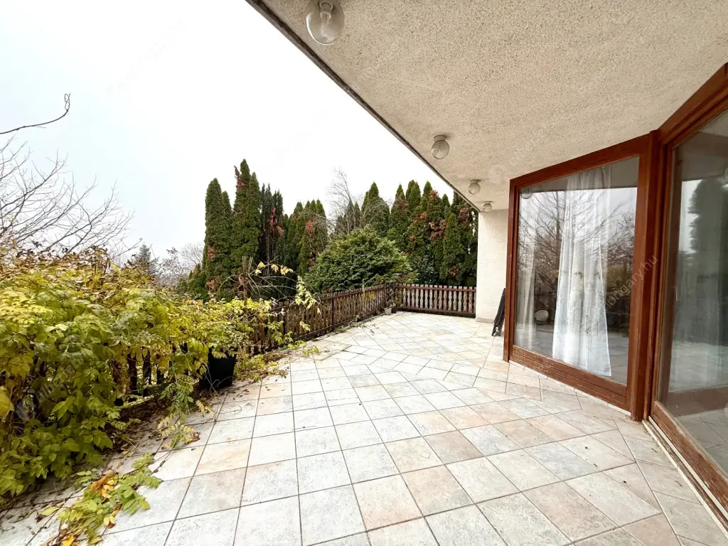 Kiadó albérlet 450000 Ft/hó áron: Budapest, II. kerület  Budajenő utca. Mérete: 250 nm, 4 szobás | Alberlet.hu - 6580891